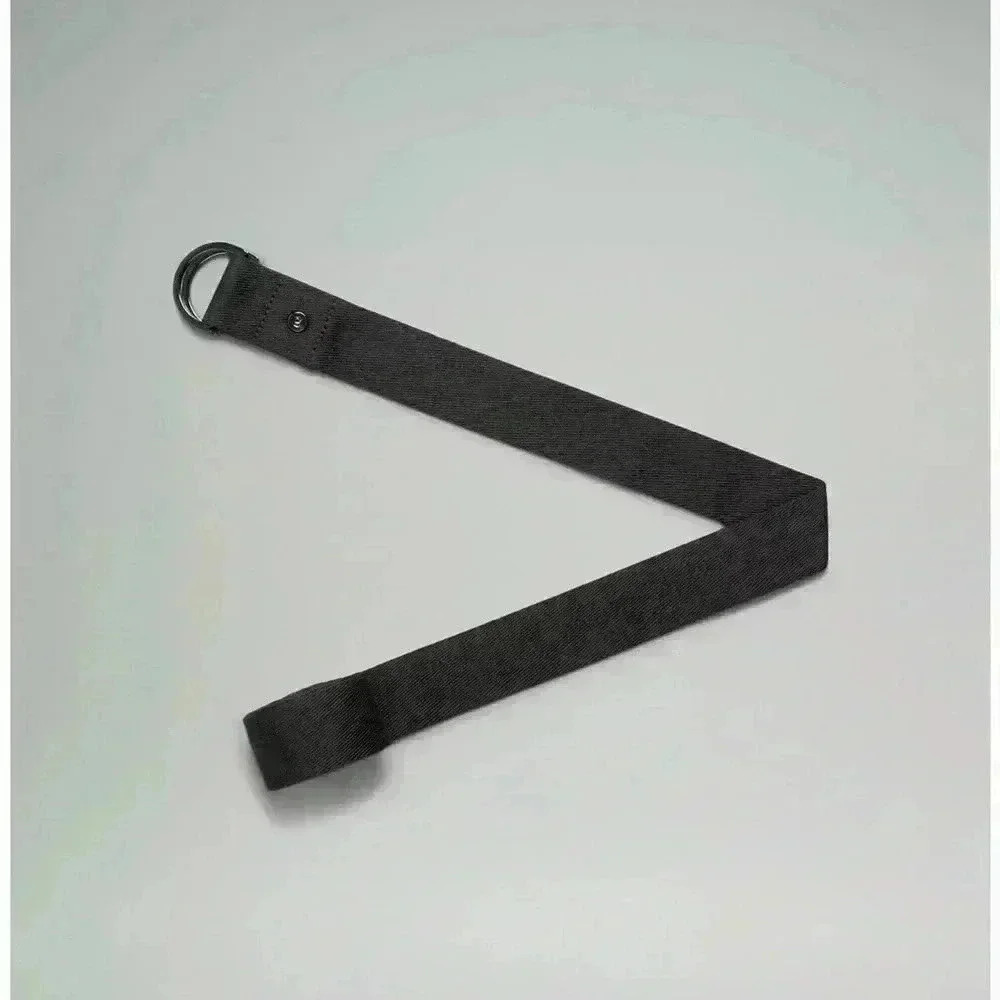 Lululemon 🍋- No  limits stretching strap